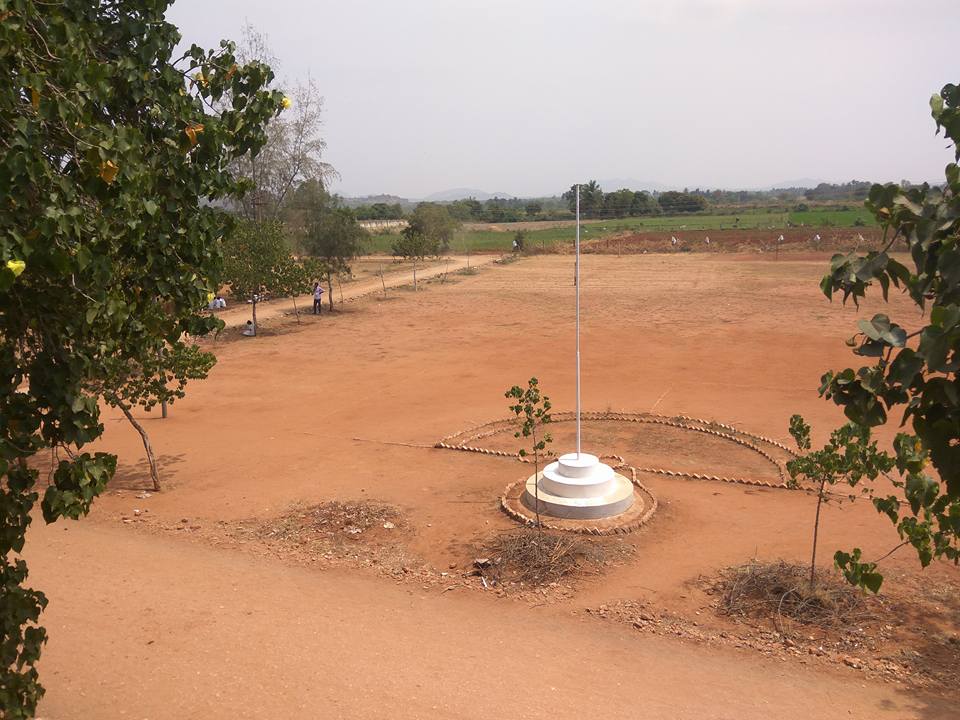 APR School Flag Post